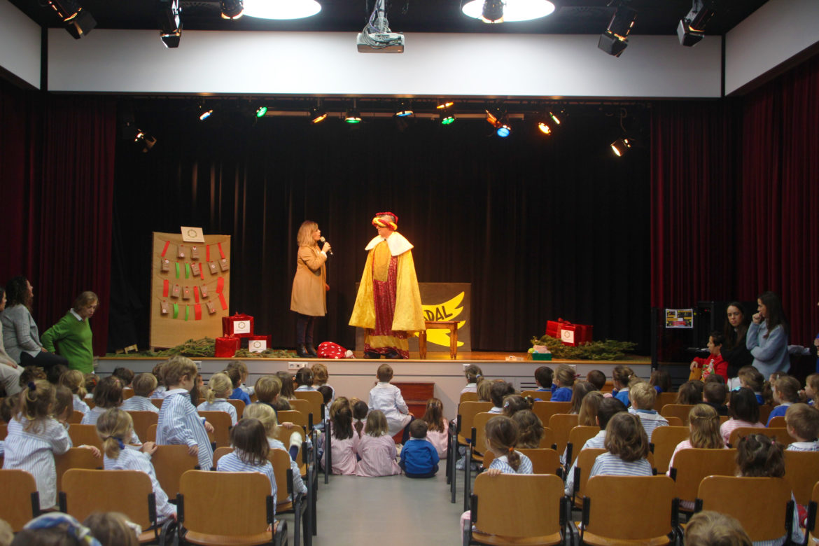 IMG_0969 Una visita molt especial: el Patge Reial