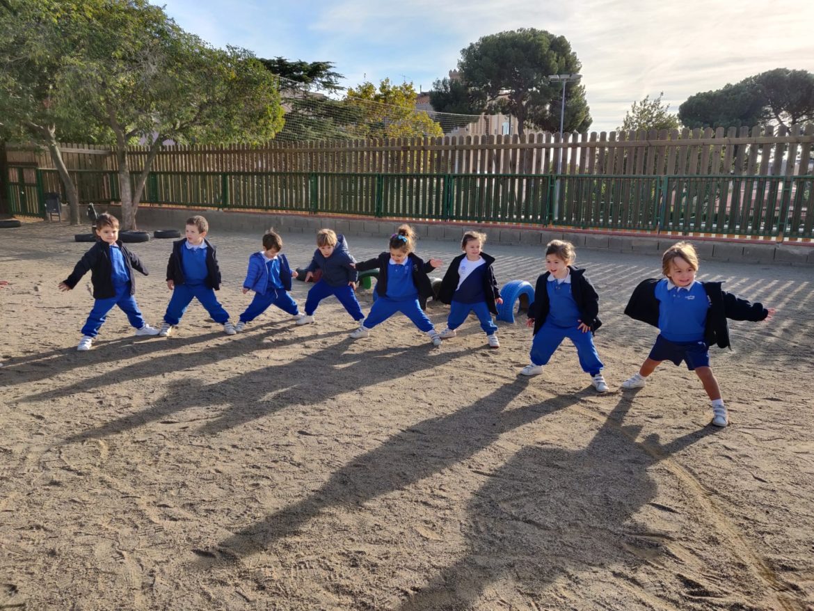 Psicomotricitat Parvulari 1 MOVEMENT AND BODY EXPRESSION WORKSHOP SESSIONS