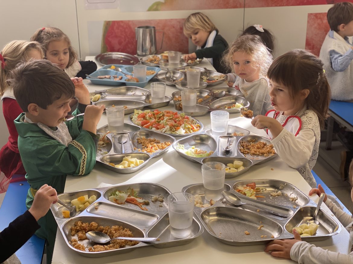 IMG_0562 Do you want to know how our lunch routine is?