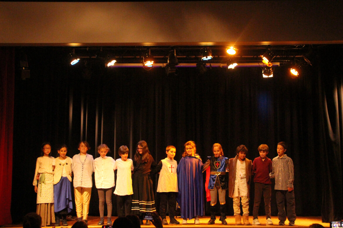 Primària aixeca el teló