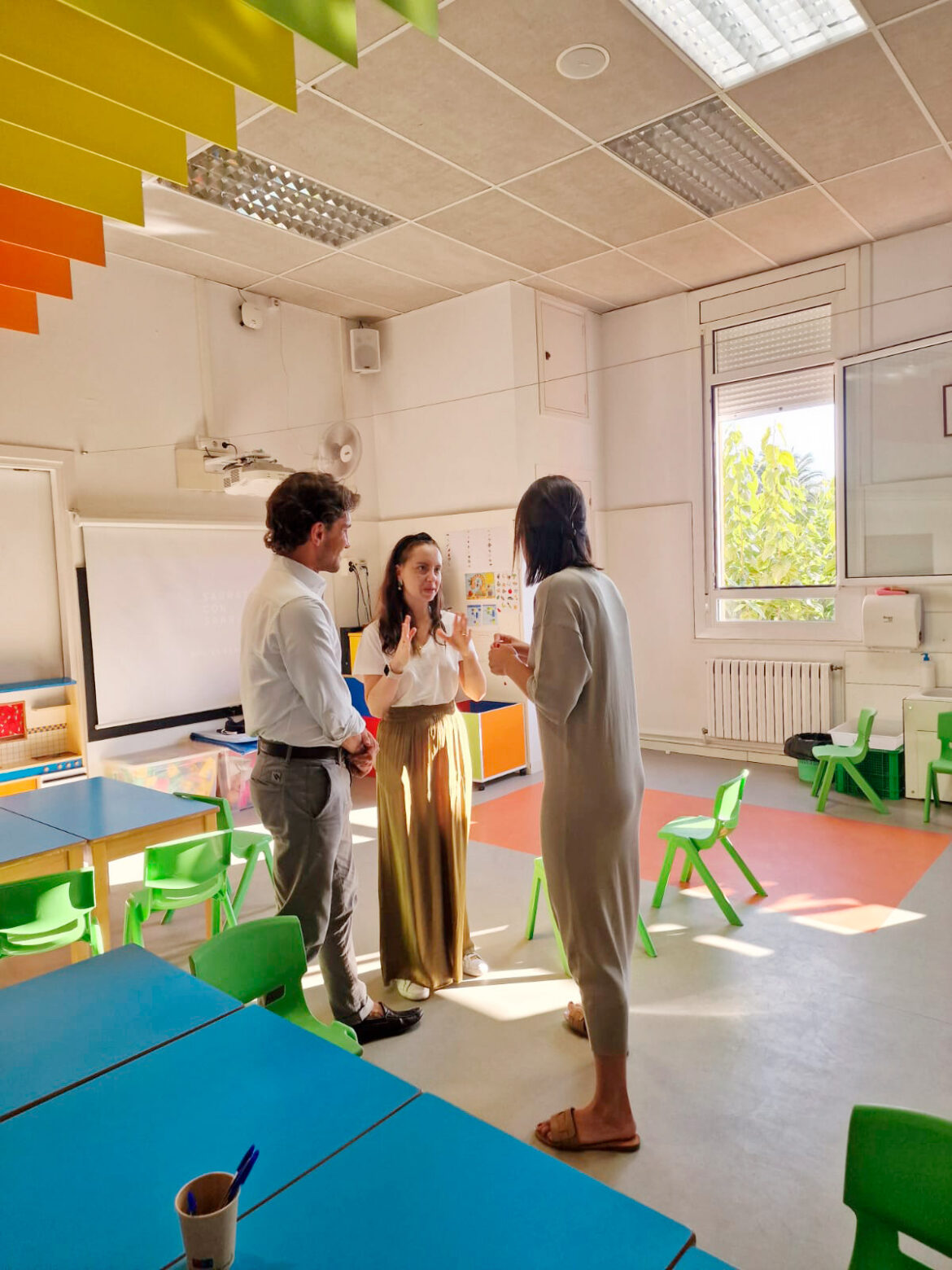 Per què la comunicació entre famílies i escola és la clau de l’èxit escolar